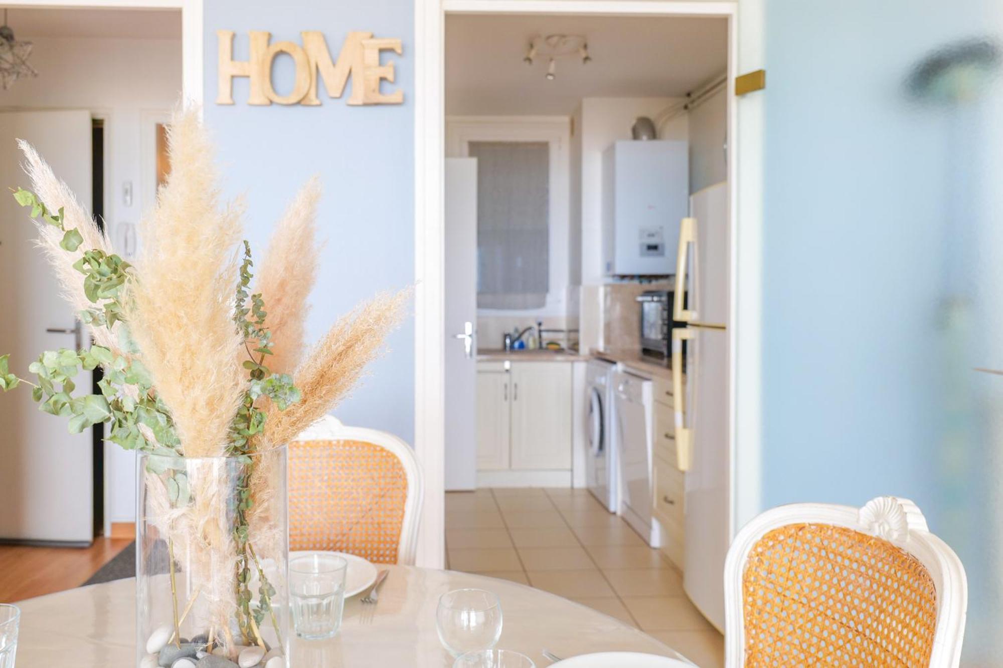 Appartement Avec Vue Sur La Baie Des Sables D'Olonne - 4 Personnes Les Sables-dʼOlonne Esterno foto
