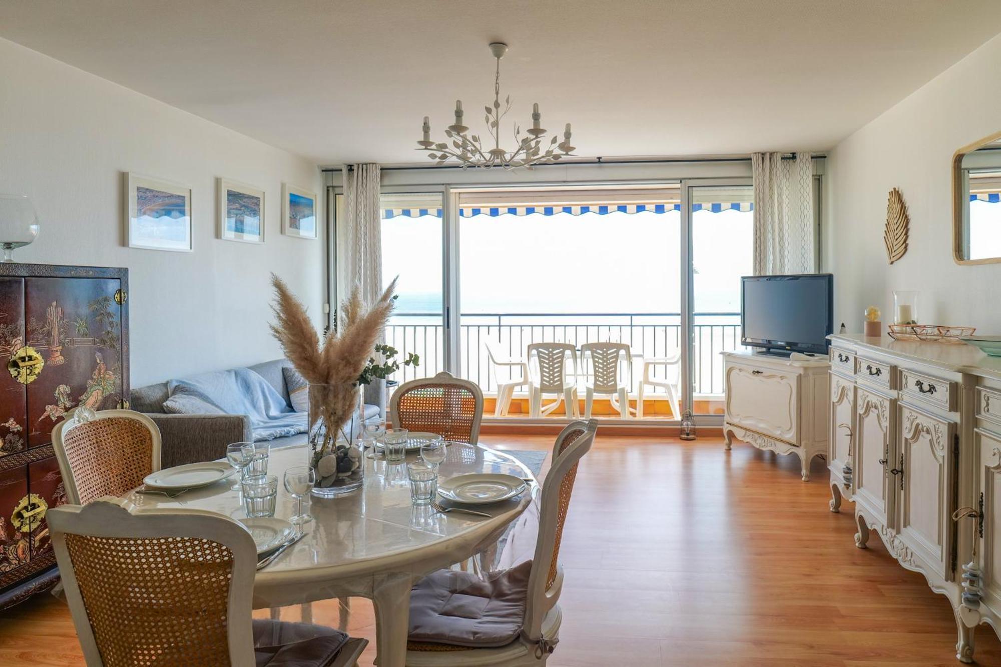 Appartement Avec Vue Sur La Baie Des Sables D'Olonne - 4 Personnes Les Sables-dʼOlonne Esterno foto